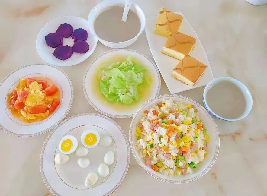 4个月的宝宝添加什么辅食，不能吃什么辅食？