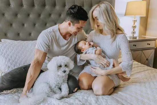 宝妈喂奶的时候经常做这四件事，那宝宝的腹泻就不可能避免！